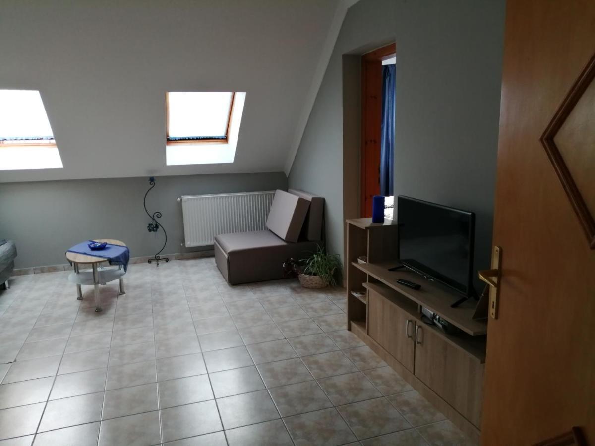 Apartman Pavai Хайдусобосло Экстерьер фото